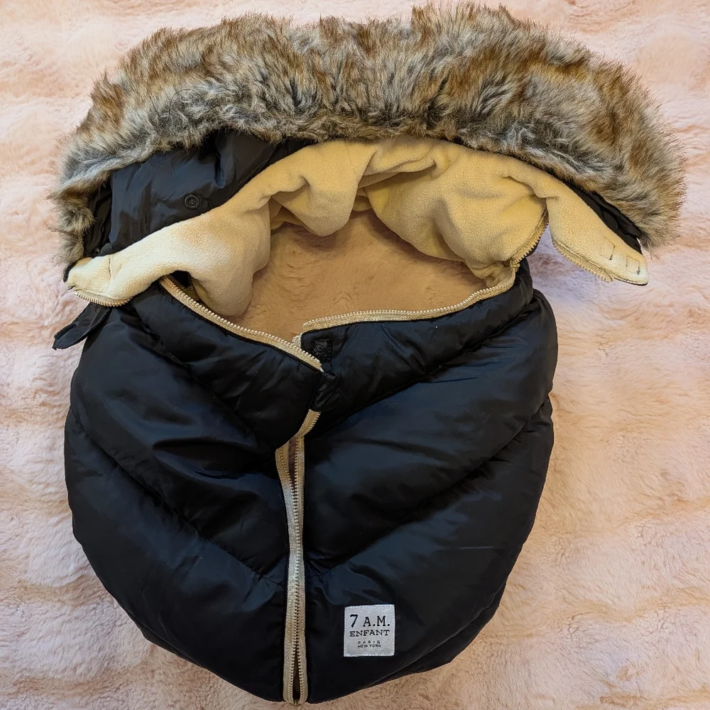 7 A.M. Enfant Cocoon Faux Fur Car Seat Cover